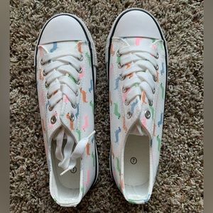 NEVER WORN canvas sneakers